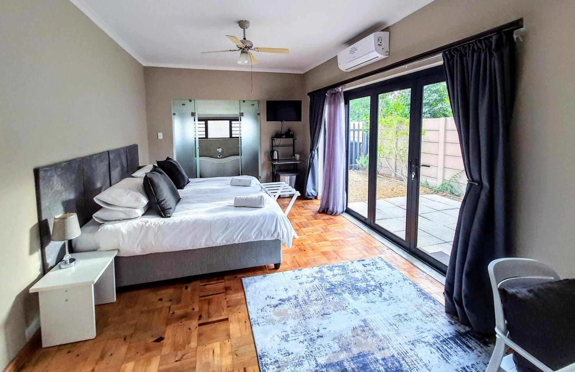 9 On Drommedaris Hotel Stellenbosch Luaran gambar