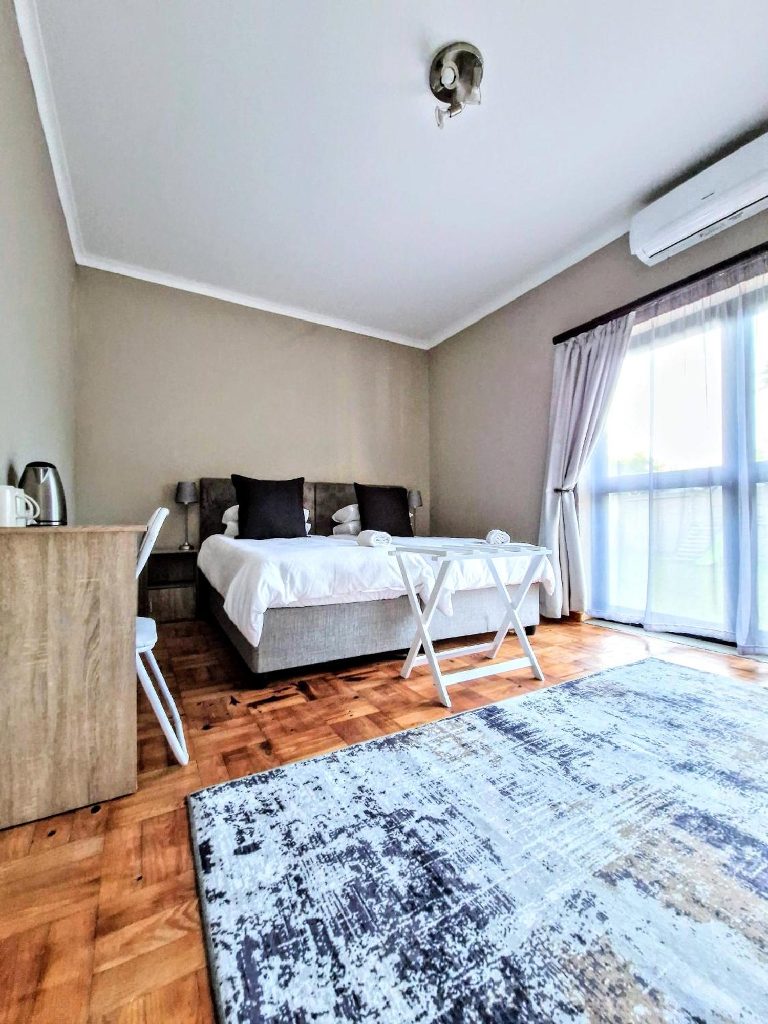 9 On Drommedaris Hotel Stellenbosch Luaran gambar