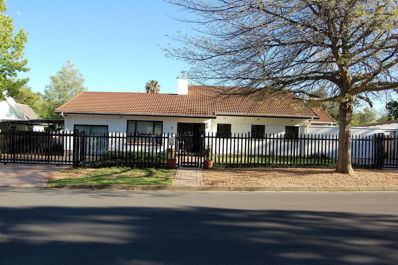 9 On Drommedaris Hotel Stellenbosch Luaran gambar